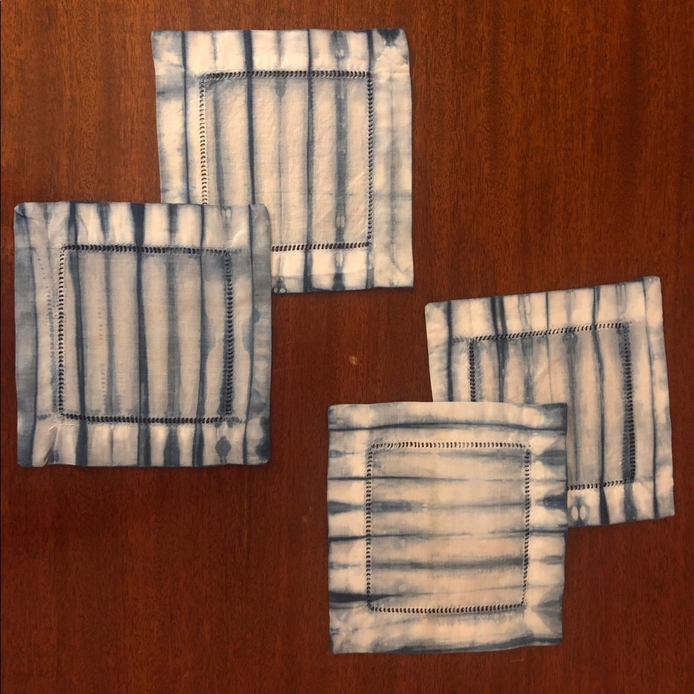 Hand-dyed shibori napkins “rain” indigo